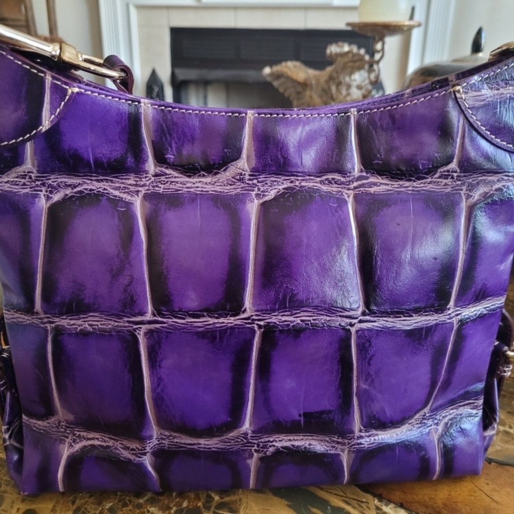 Dooney & Bourke Purple Leather Women's Bag - Picture 2 of 10